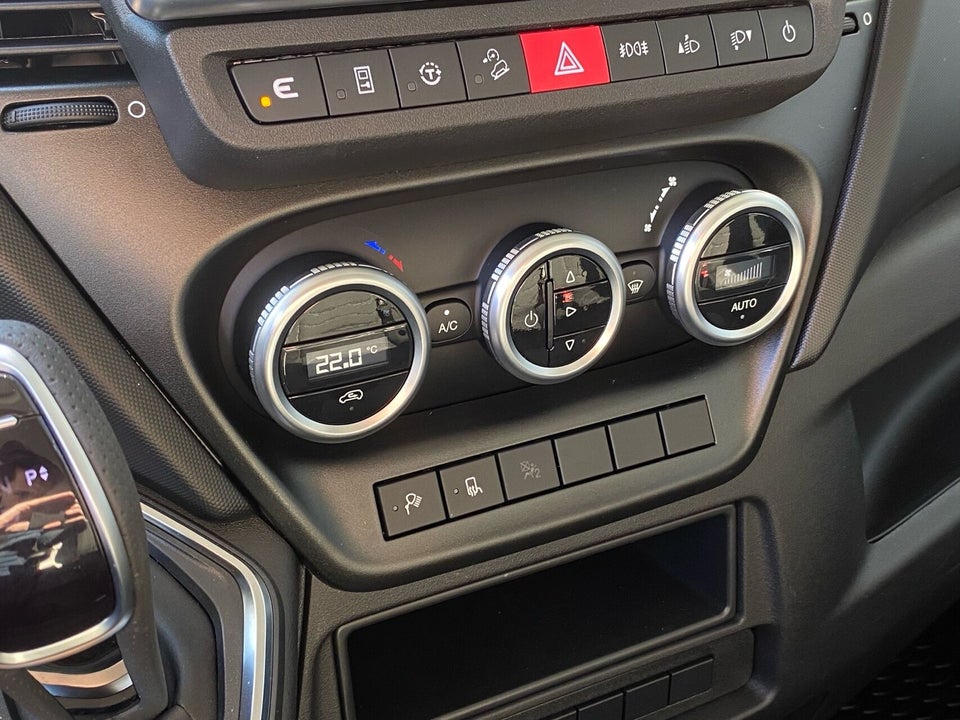 Iveco Daily 3,0 35S18 12m³ Van AG8