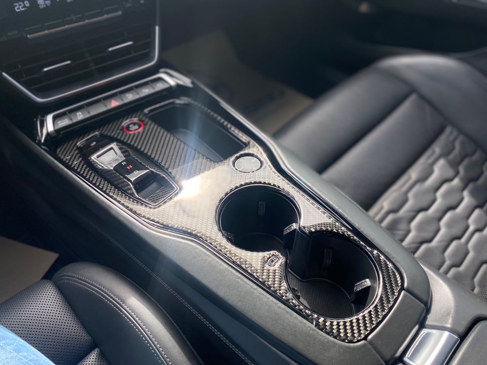 Audi RS e-tron GT quattro 4d