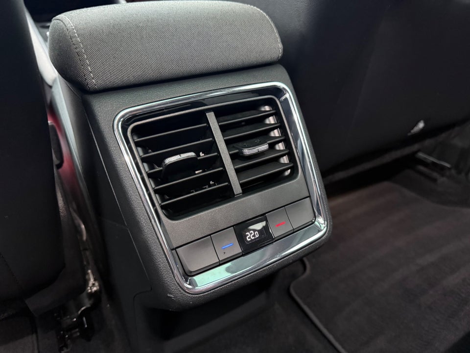 Skoda Enyaq 60 iV Loft 5d