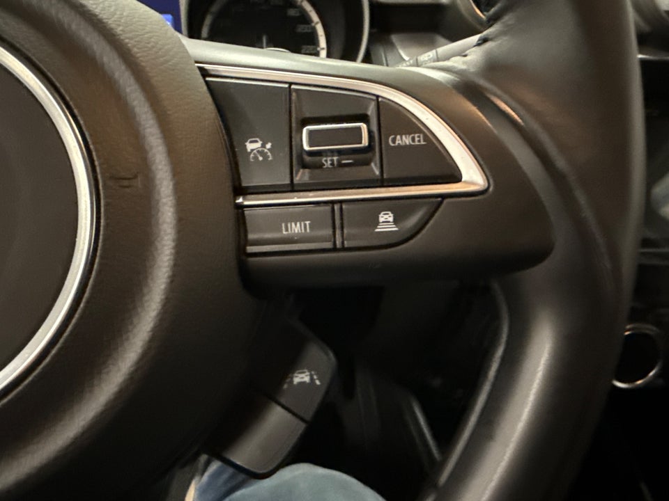 Suzuki Swift 1,2 mHybrid Exclusive CVT 5d