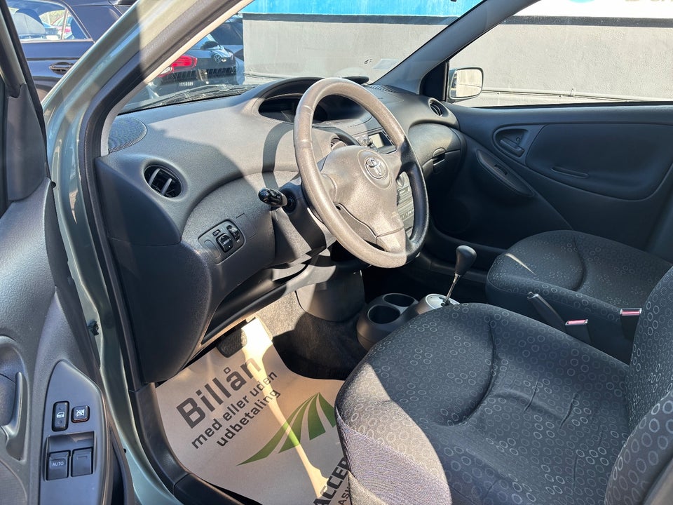 Toyota Yaris 1,0 Sol MMT 3d