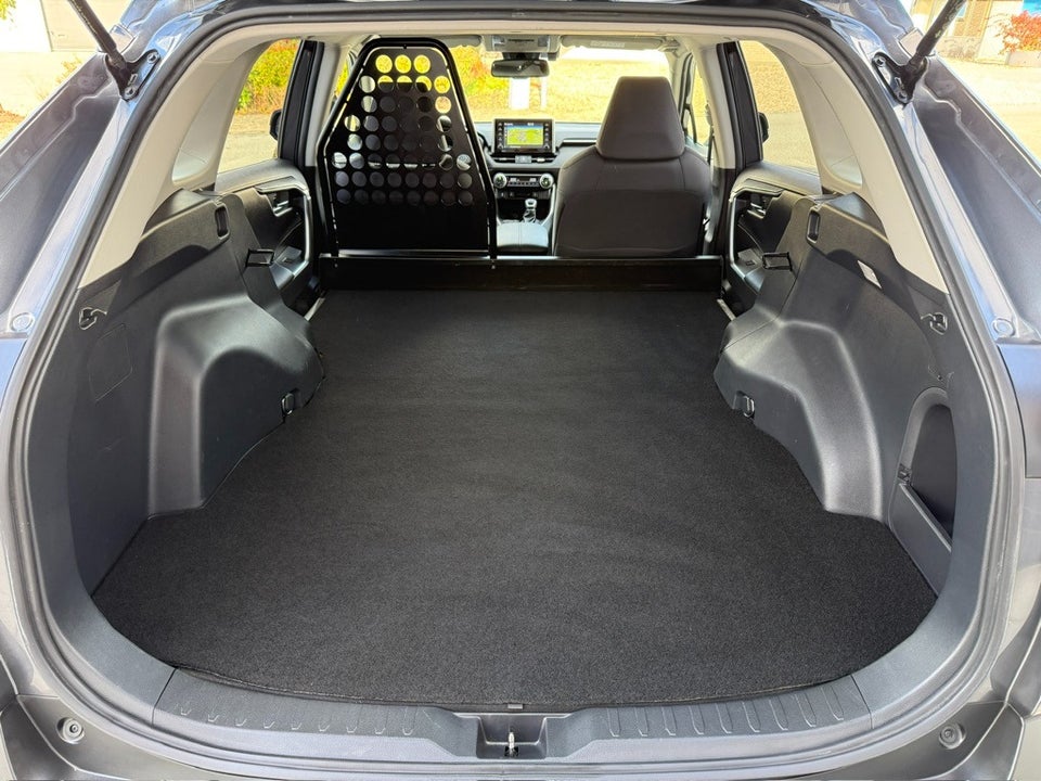 Toyota RAV4 2,5 Hybrid H3 Comfort MDS Van 5d