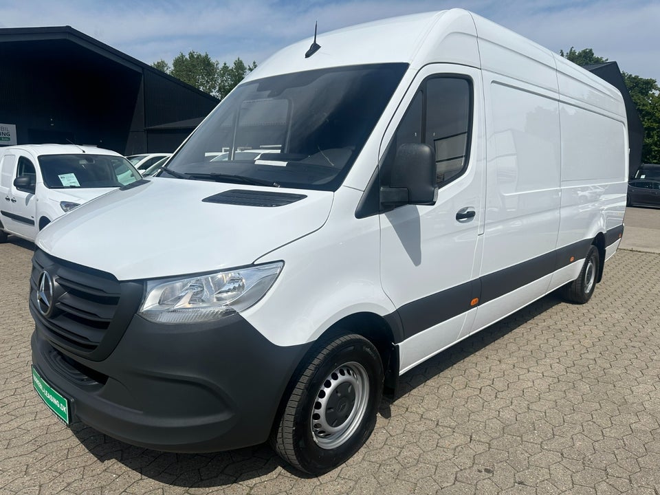 Mercedes Sprinter 317 2,0 CDi A3 Kassevogn aut. RWD