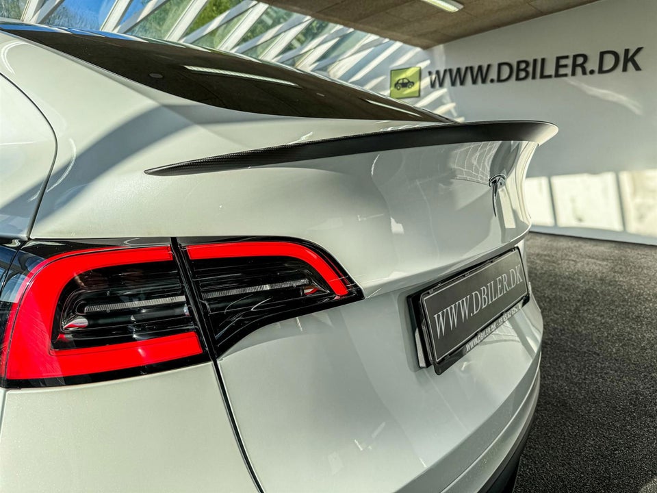 Tesla Model Y Performance AWD 5d