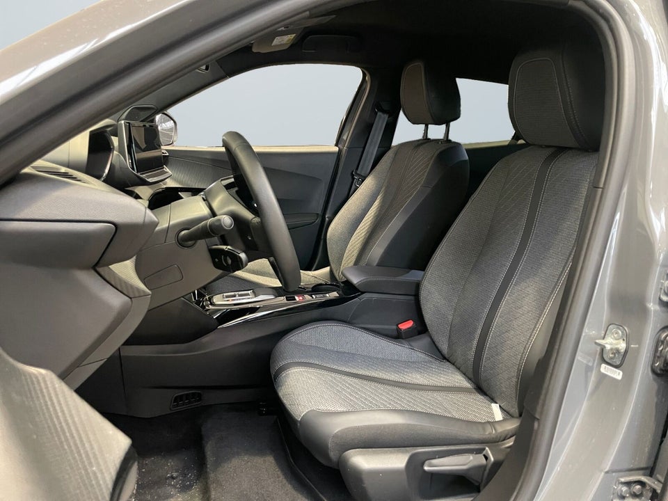 Peugeot e-2008 50 Allure 5d