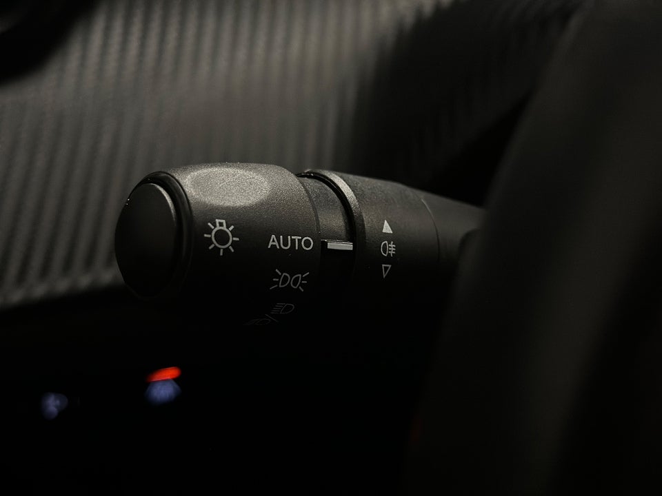 Peugeot e-208 50 Active Pack 5d