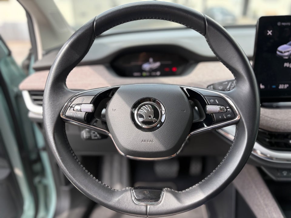 Skoda Enyaq 60 iV Plus 5d