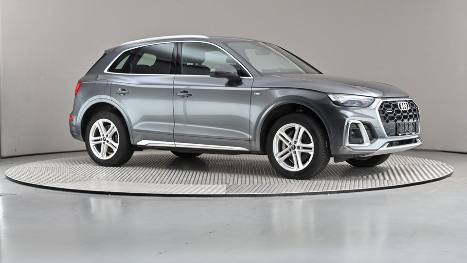 Audi Q5 50 TFSi e S-line quattro S-tr. 5d