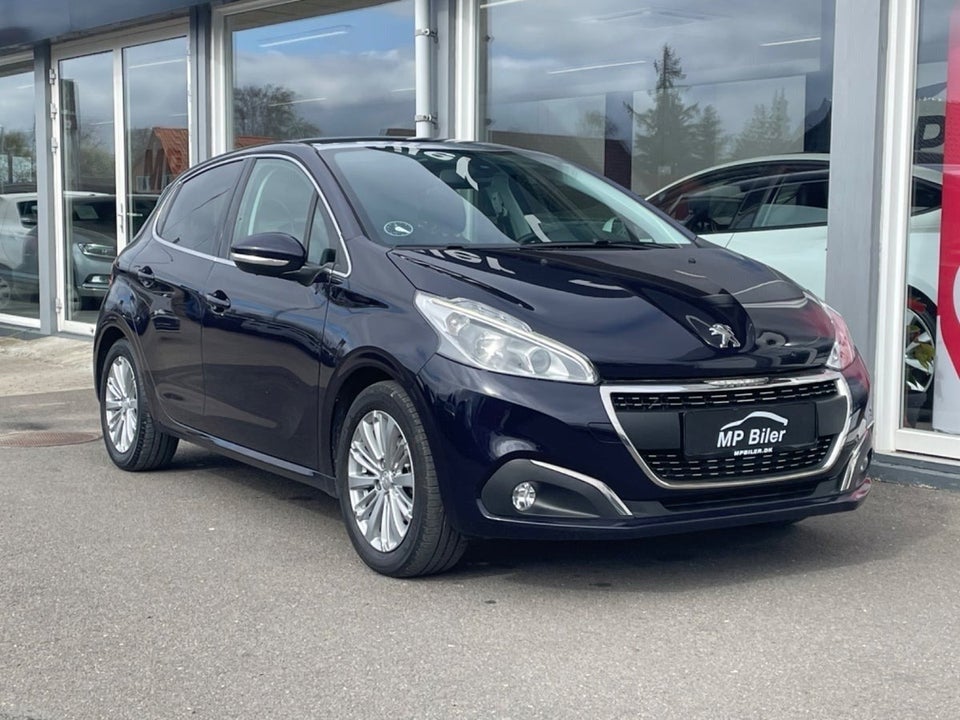 Peugeot 208 1,5 BlueHDi 100 Infinity Sky 5d