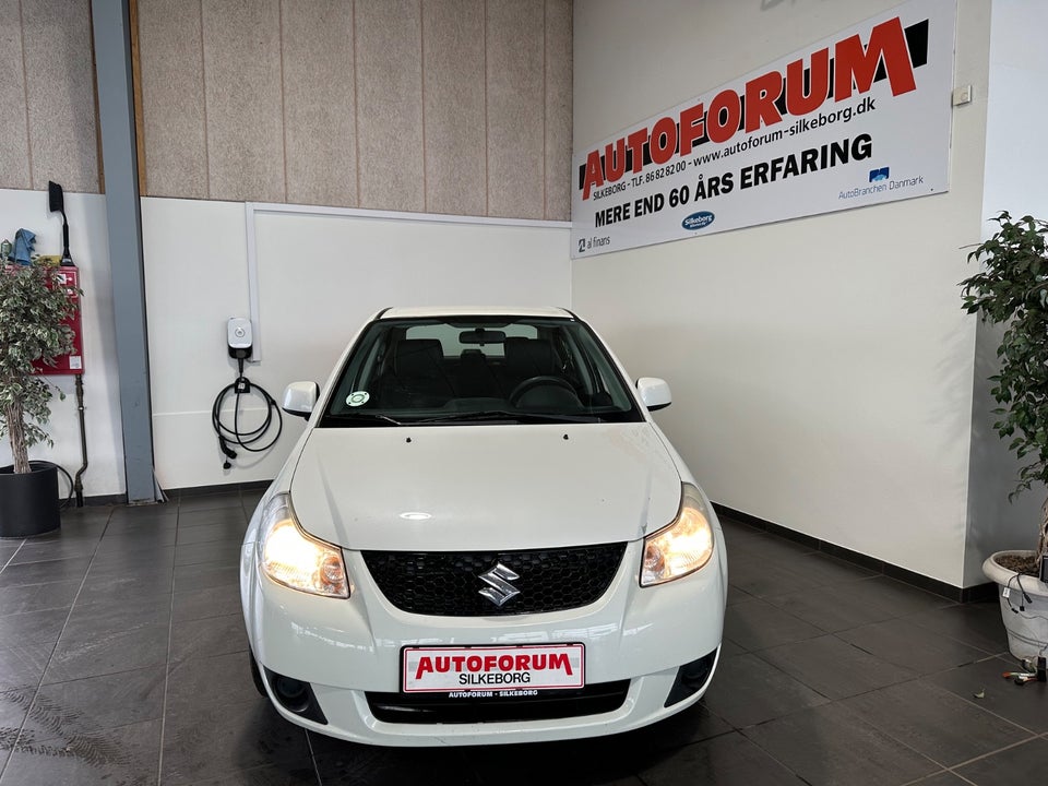 Suzuki SX4 1,6 GL-J 4d