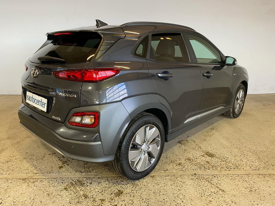 Hyundai Kona 64 EV Premium 5d