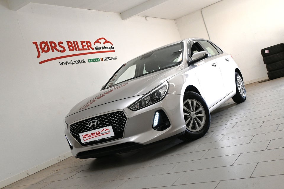 Hyundai i30 1,6 CRDi 110 Life+ 5d