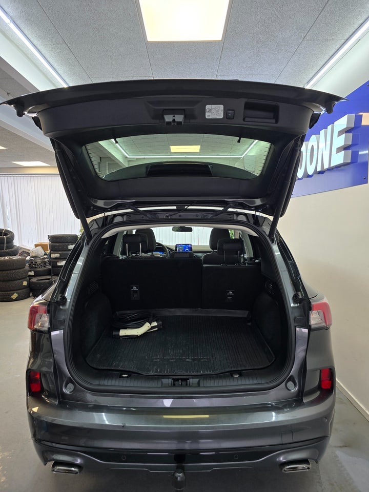 Ford Kuga 2,5 HEV Vignale CVT 5d