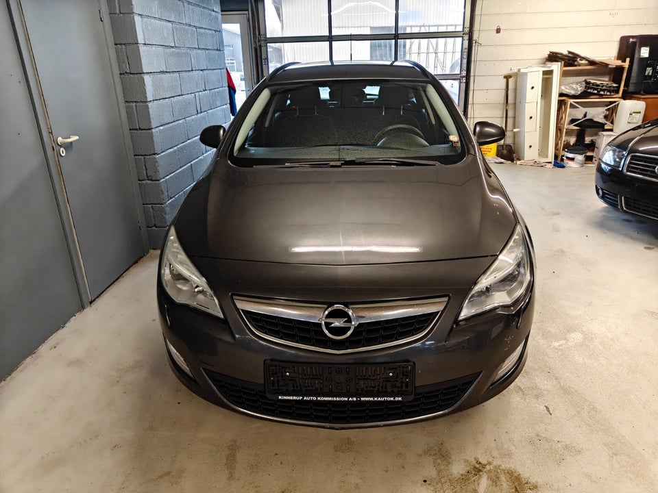 Opel Astra 1,7 CDTi 125 Enjoy Sports Tourer 5d