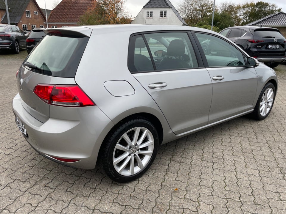 VW Golf VII 1,4 TSi 125 Comfortline DSG BMT 5d