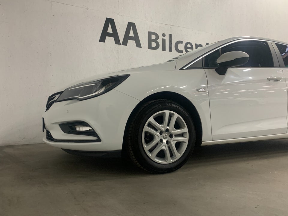 Opel Astra 1,0 T 105 Enjoy 5d