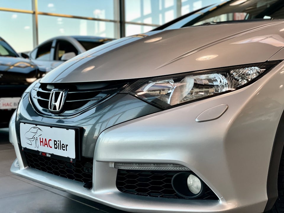 Honda Civic 1,6 i-DTEC Sport 5d