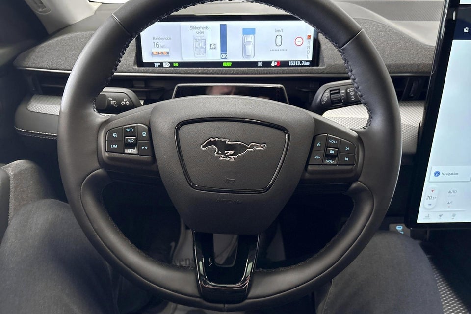 Ford Mustang Mach-E 70 Standard Range 5d