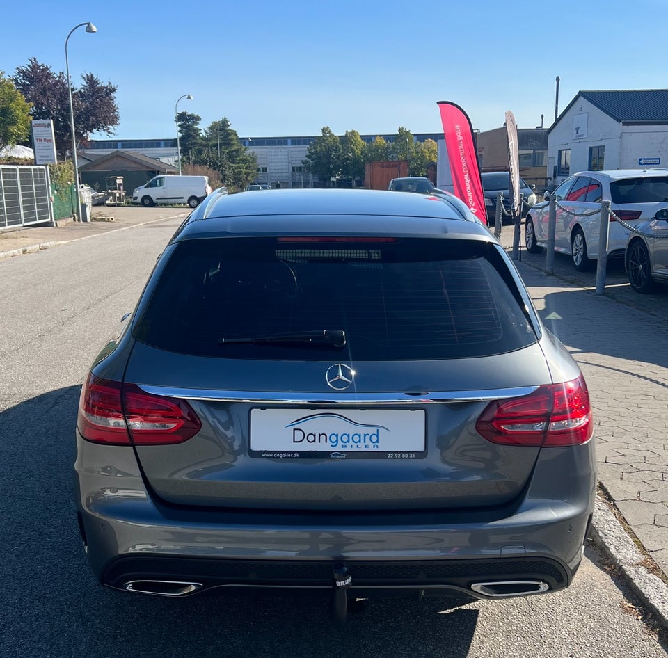 Mercedes C220 d 2,2 AMG Line stc. aut. 5d