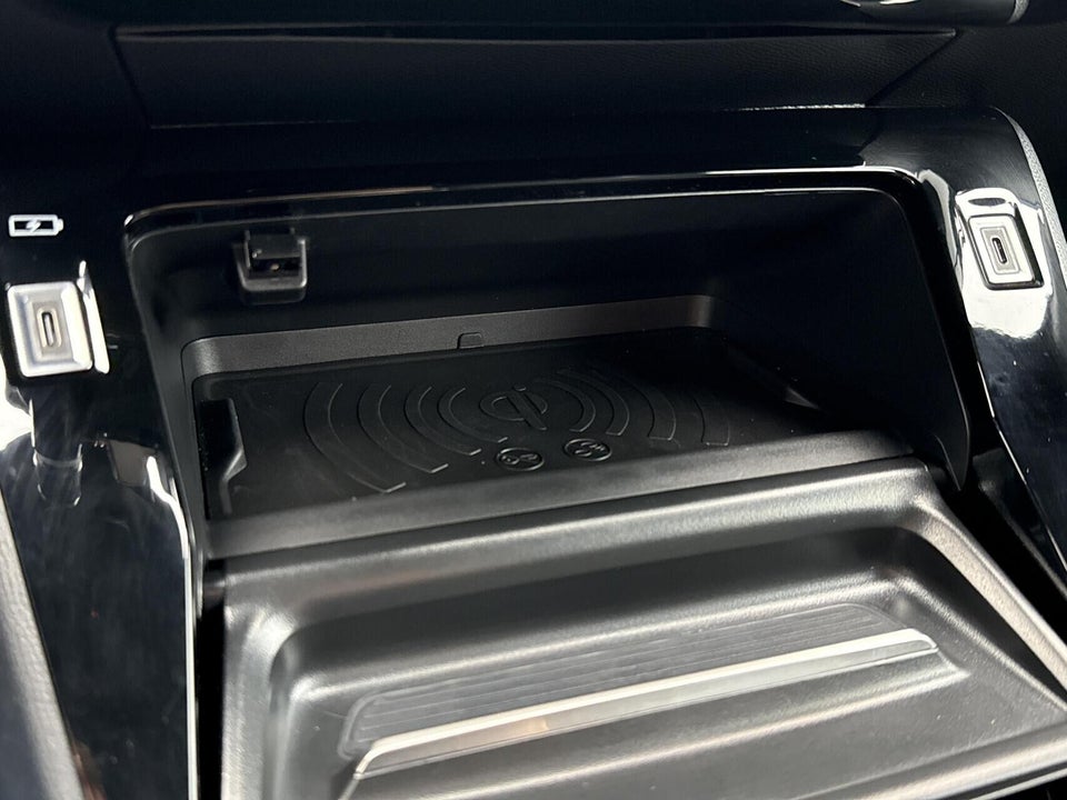 Peugeot e-2008 54 GT 5d