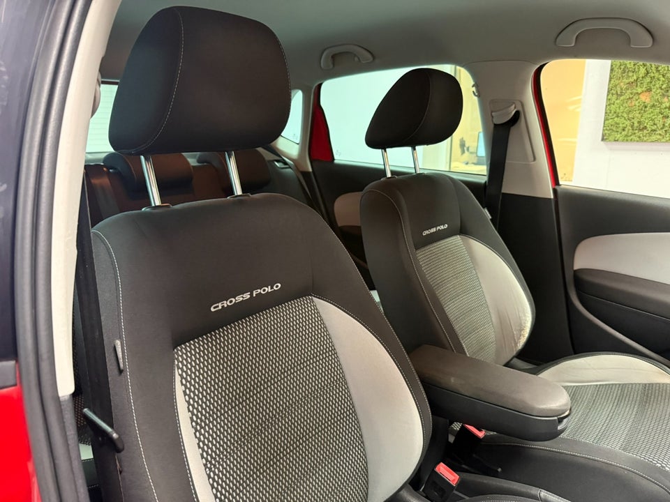VW Polo Cross 1,6 TDi 90 5d