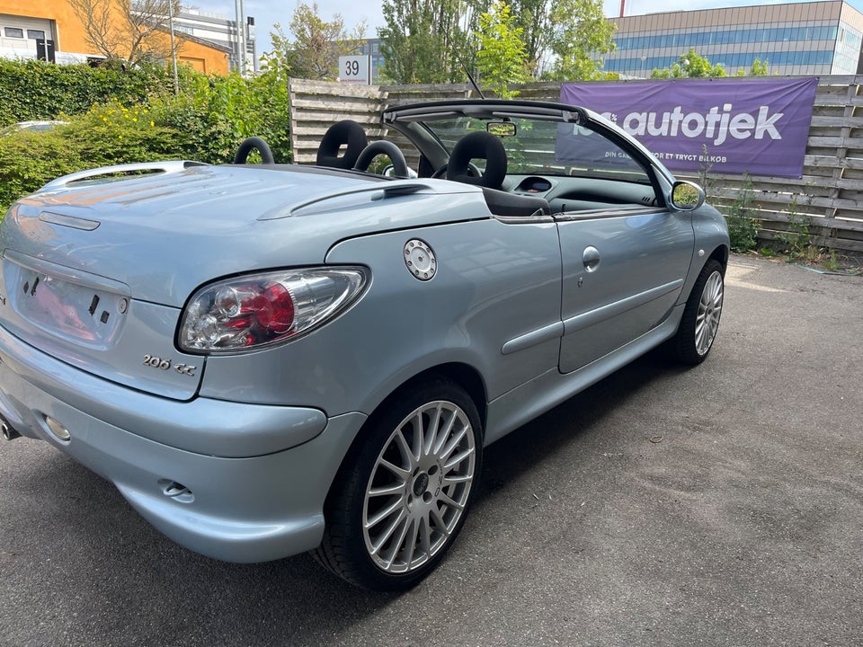 Peugeot 206 1,6 16V CC 2d