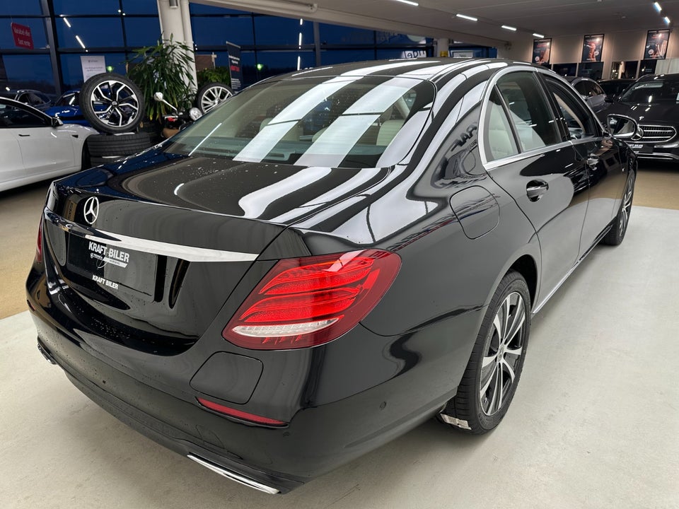 Mercedes E300 de 2,0 Avantgarde aut. 4d