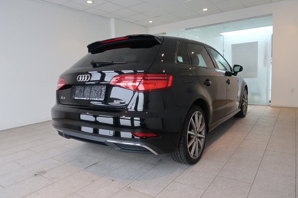 Audi A3 1,4 e-tron Sport Sportback S-tr. 5d