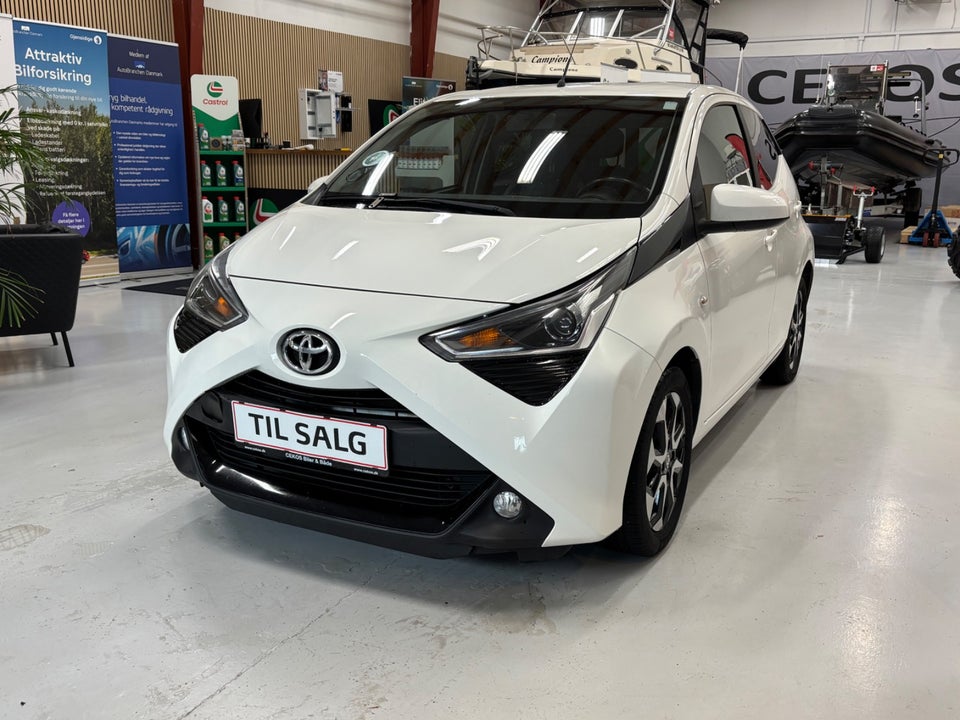 Toyota Aygo 1,0 VVT-i x-press 5d