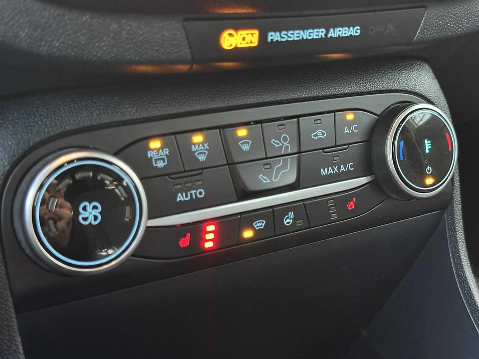 Ford Fiesta 1,0 EcoBoost mHEV ST-Line X 5d