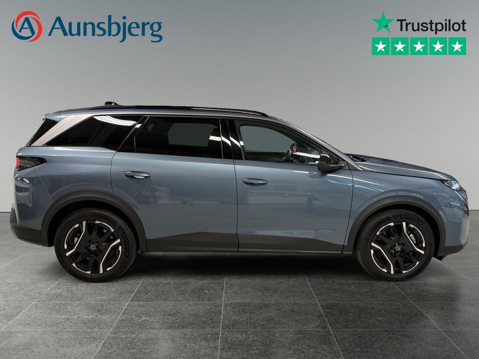 Peugeot e-5008 77 Allure 7prs 5d