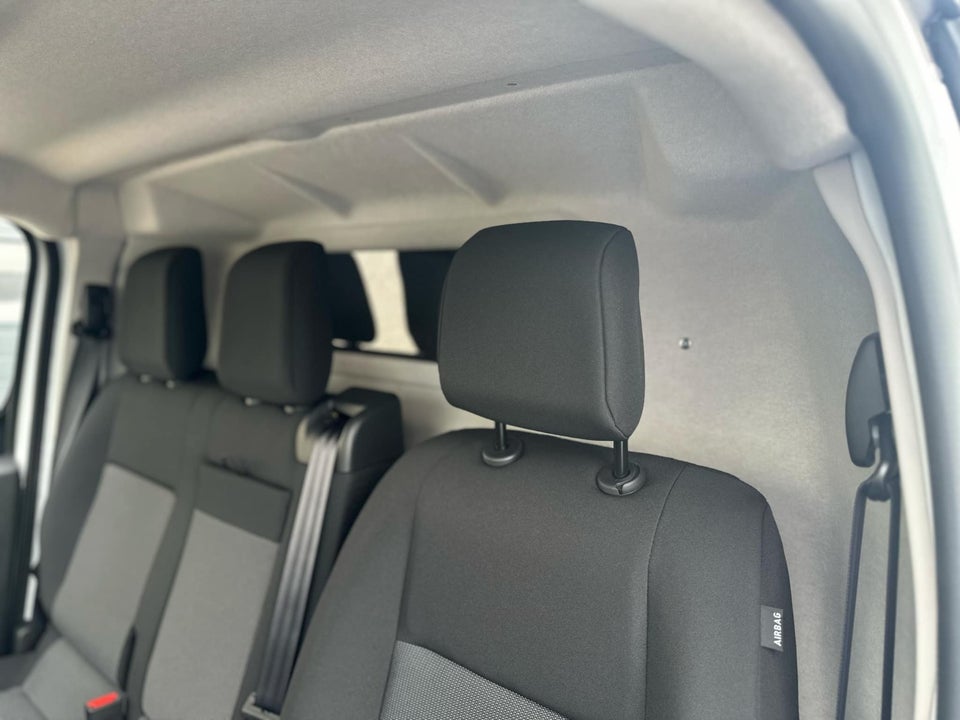 Peugeot Expert 2,0 BlueHDi 144 L2 Plus Van