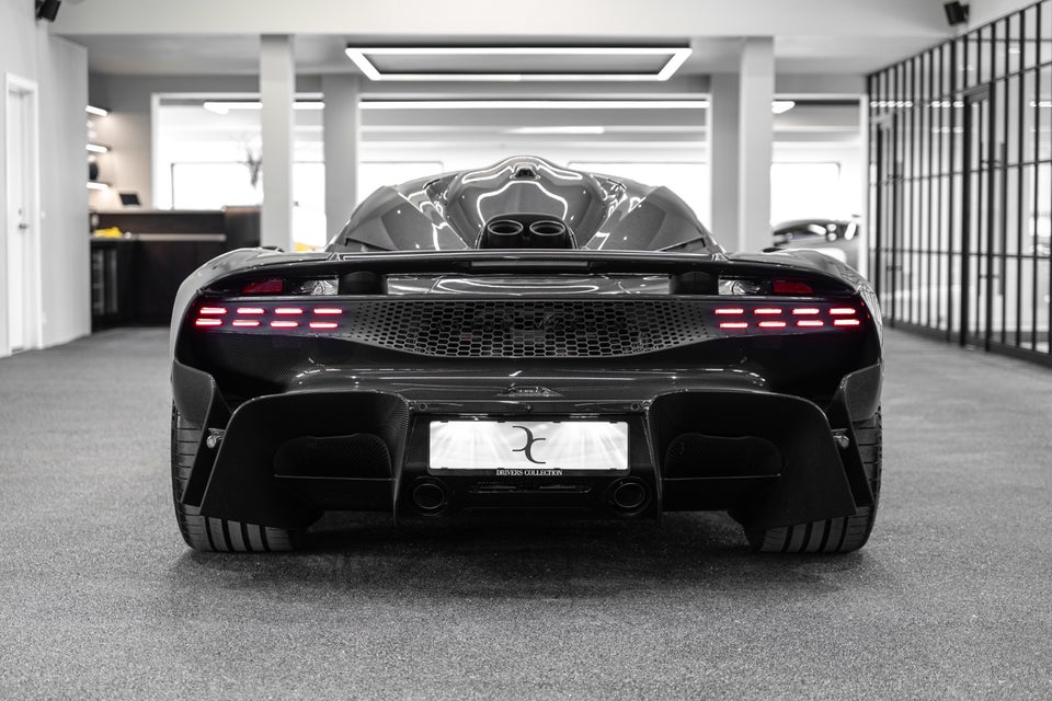 Aston Martin Valhalla 4,0  2d