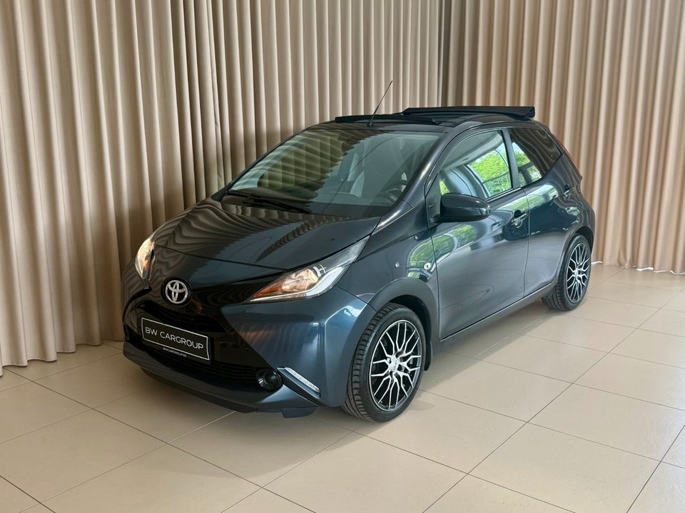 Toyota Aygo 1,0 VVT-i x-sky 5d