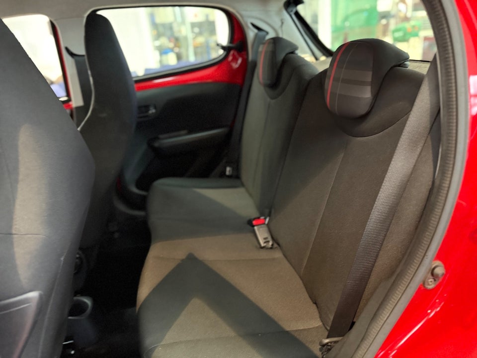 Peugeot 108 1,0 e-VTi 69 Allure 5d