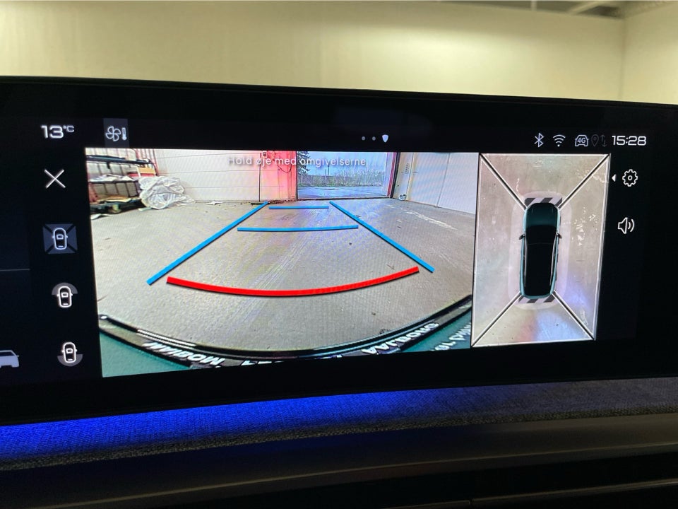 Peugeot e-3008 77 GT Pack 5d