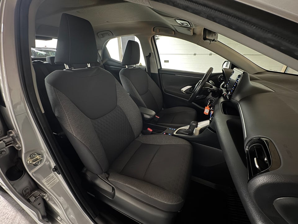 Toyota Yaris 1,5 Hybrid H3 e-CVT 5d