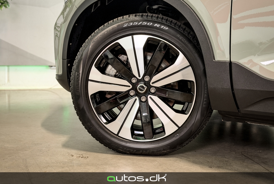 Volvo XC40 P6 ReCharge Plus 5d