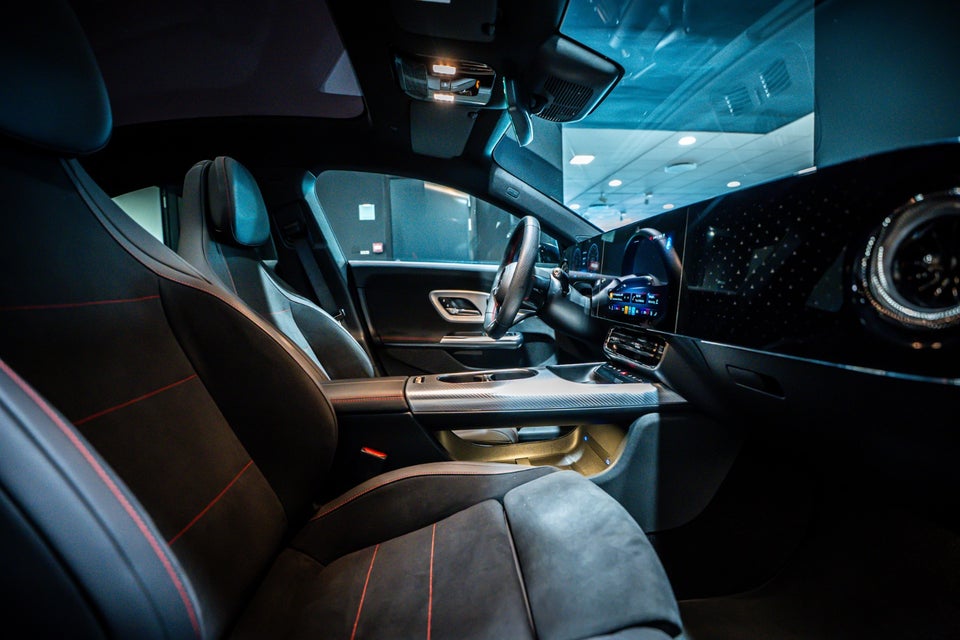Mercedes CLA250+ electric AMG Premium 4d