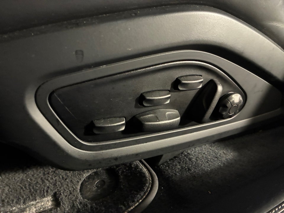 Porsche Taycan Turbo S Performance+  4d