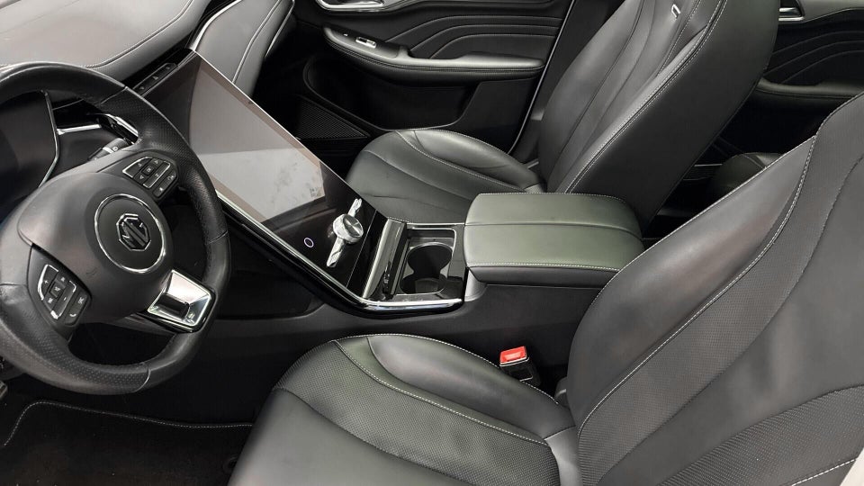 MG Marvel R Luxury 5d