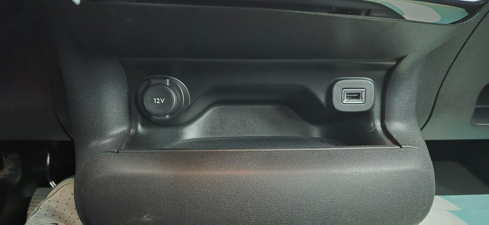 Citroën C4 Cactus 1,2 PureTech 82 Feel 5d