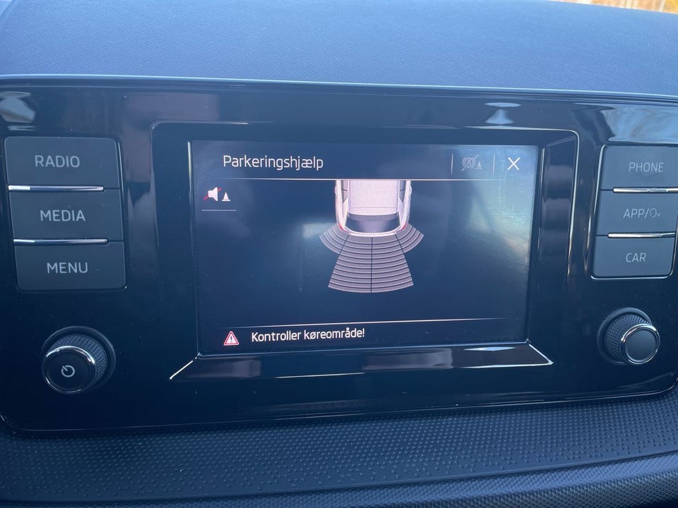 Skoda Fabia 1,0 MPi 80 Essence 5d