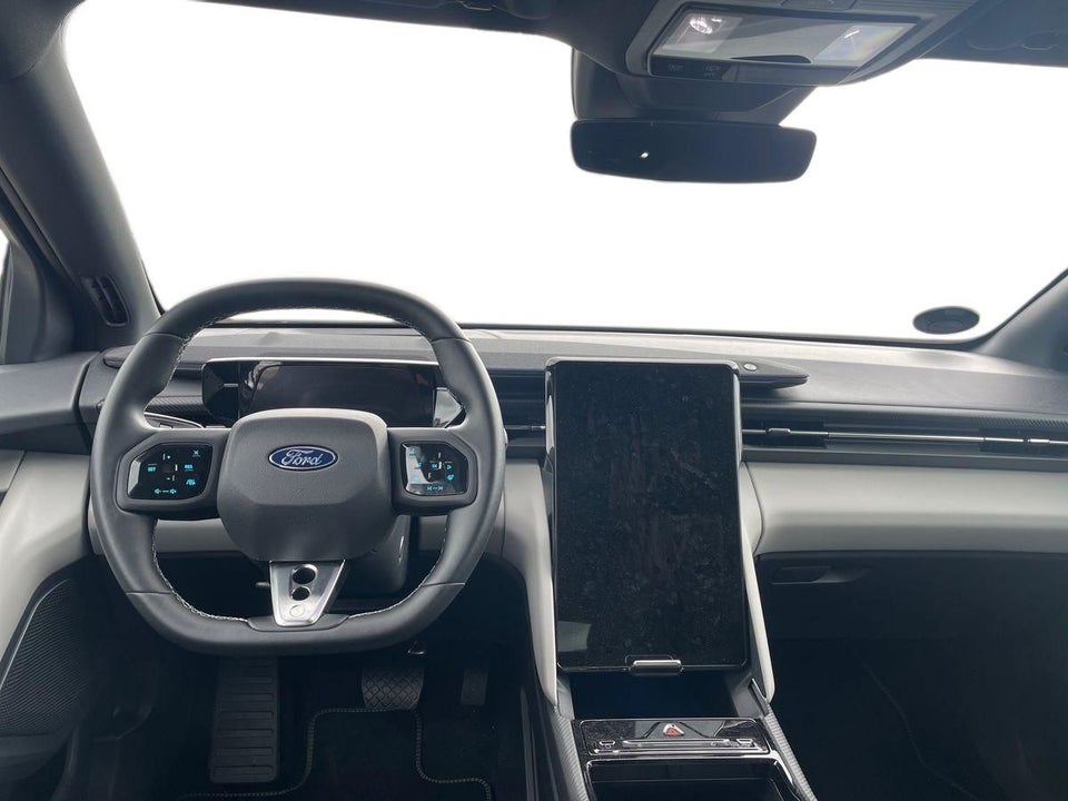 Ford Capri 84 Premium Extended Range AWD 5d