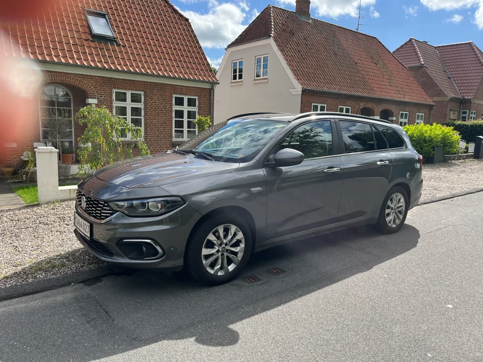 Fiat Tipo 1,6 MJT 120 Lounge SW DCT 5d