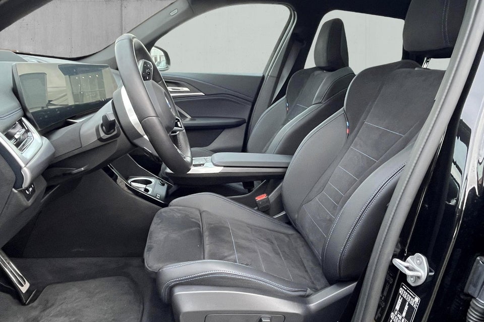 BMW iX1 xDrive30 Fully Charged M-Sport 5d