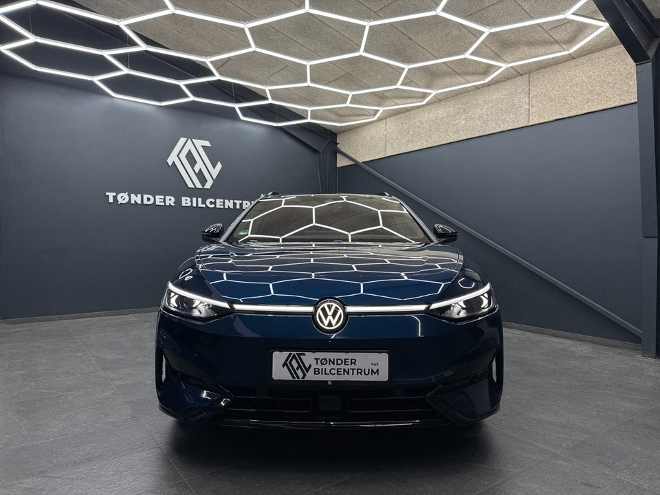 VW ID.7 77 Pro Tourer 5d