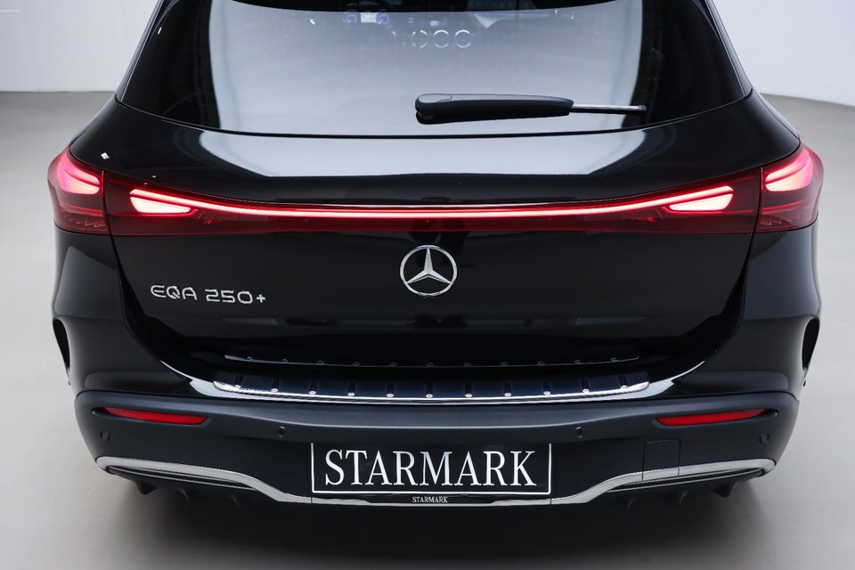Mercedes EQA250+ AMG Premium 5d