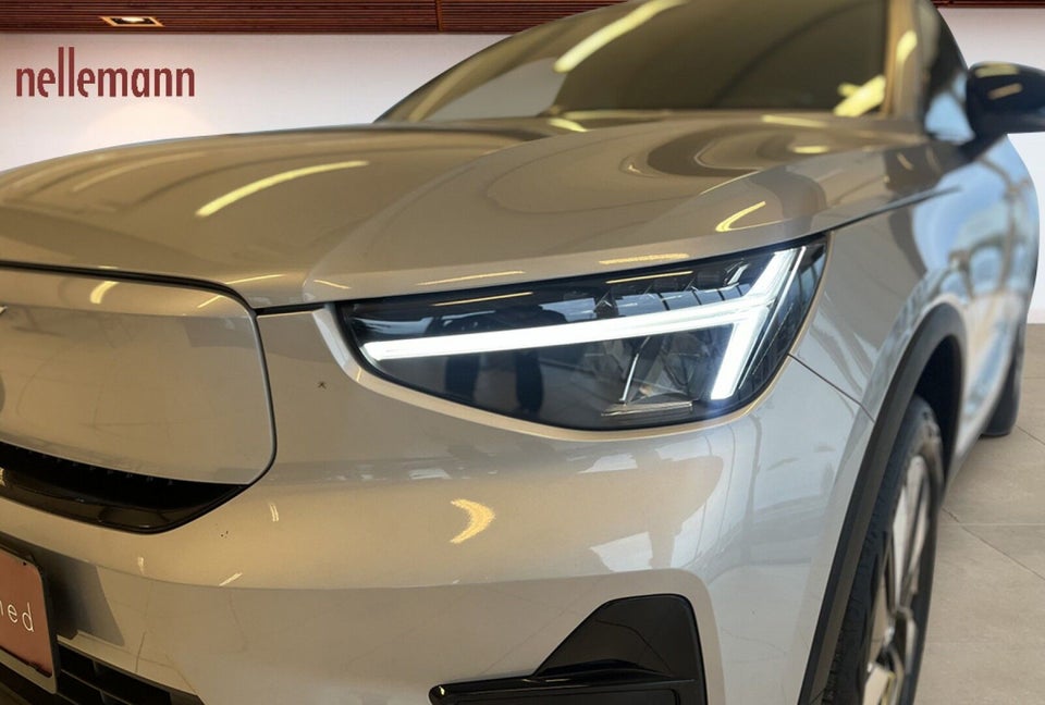 Volvo XC40 ReCharge Extended Range Plus 5d