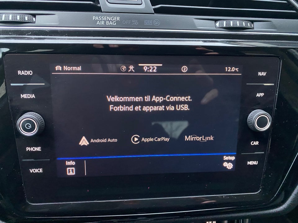 VW Touran 2,0 TDi 150 Highline+ DSG Van 5d